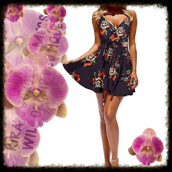 🍭BNWT SWING SPAGHETTI STRAP DRESS BLACK/WHITE🍭 - Picture 3 of 8